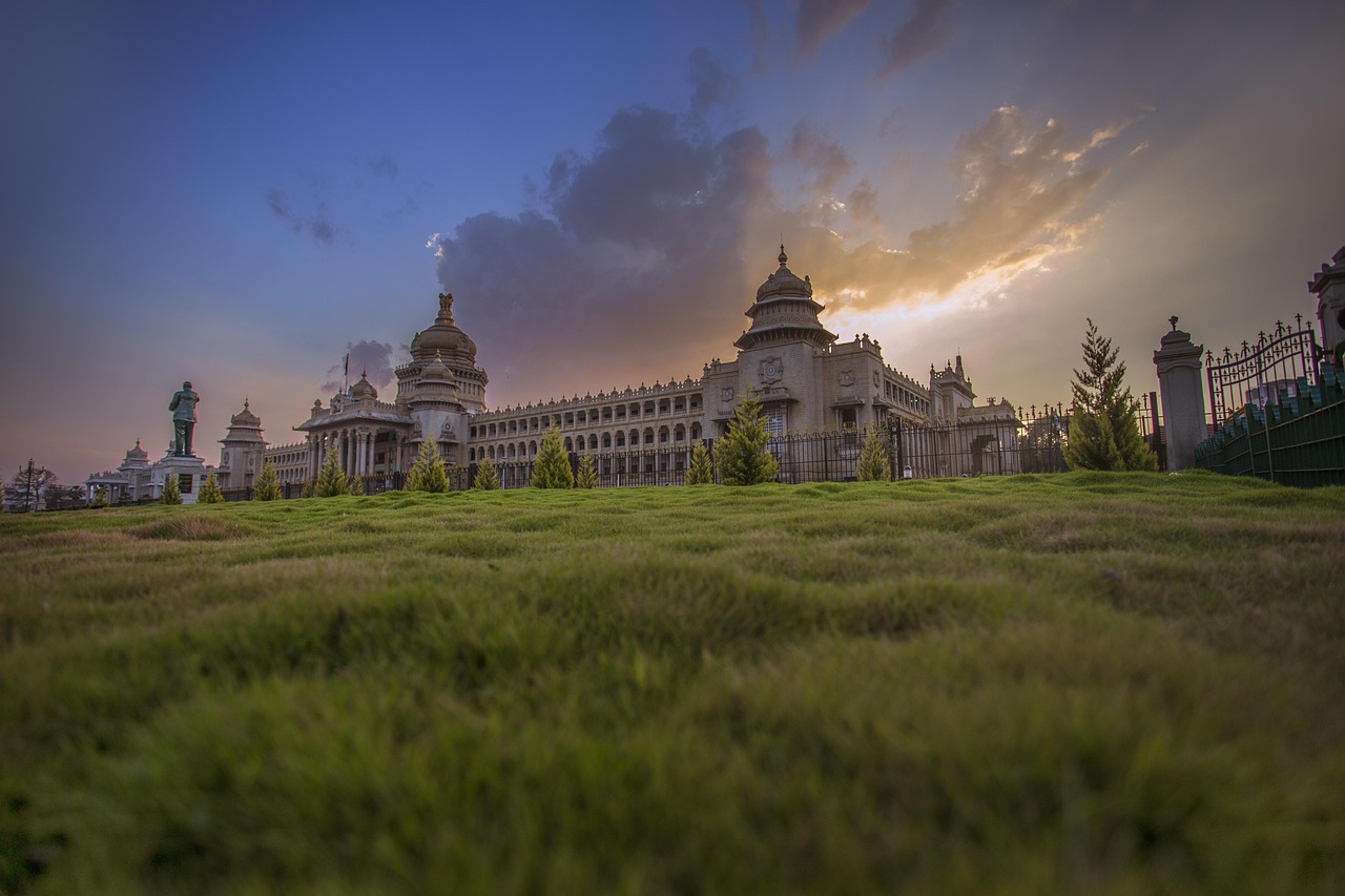 flights from London to Bengaluru
