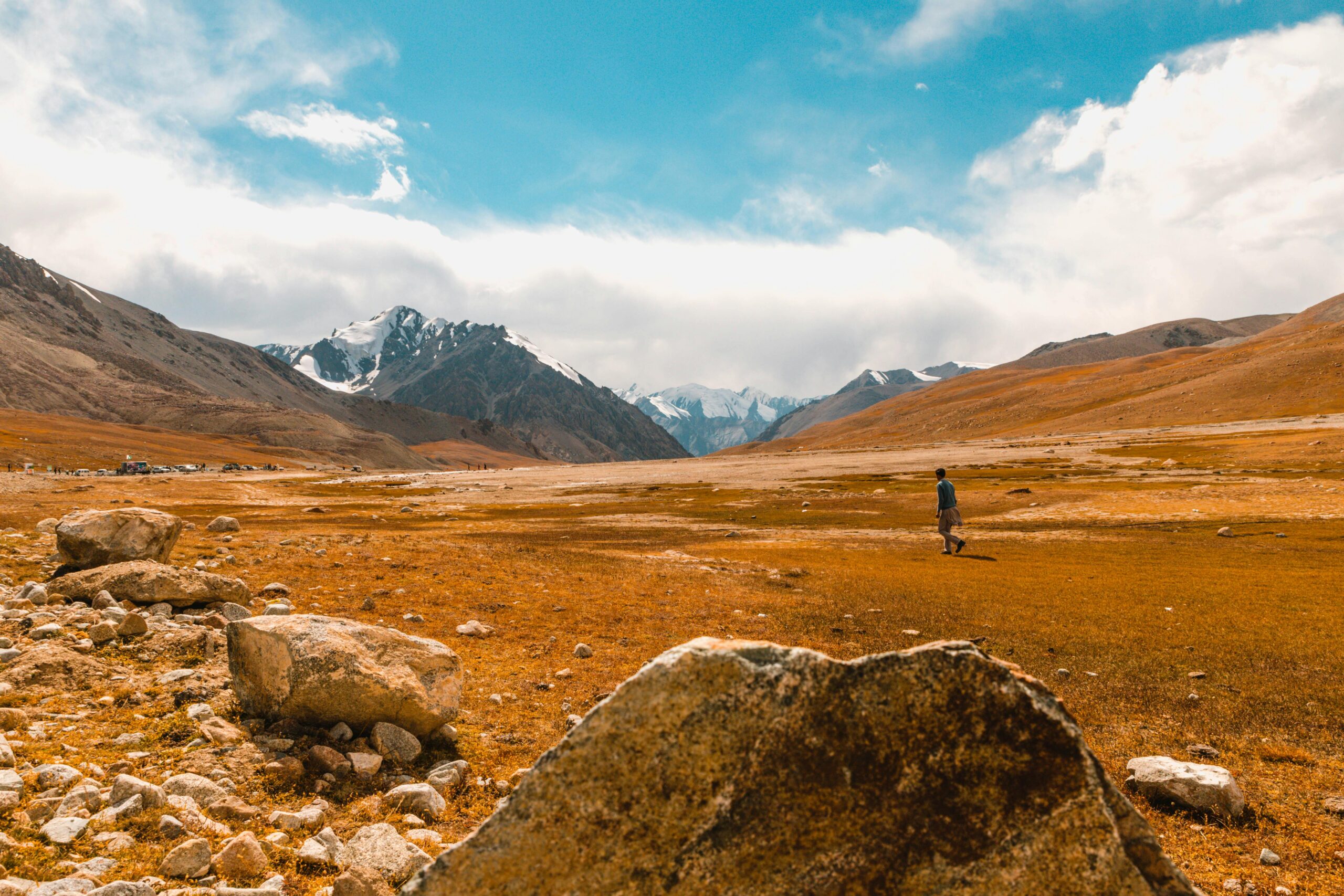cheap flights to Pakistan from London